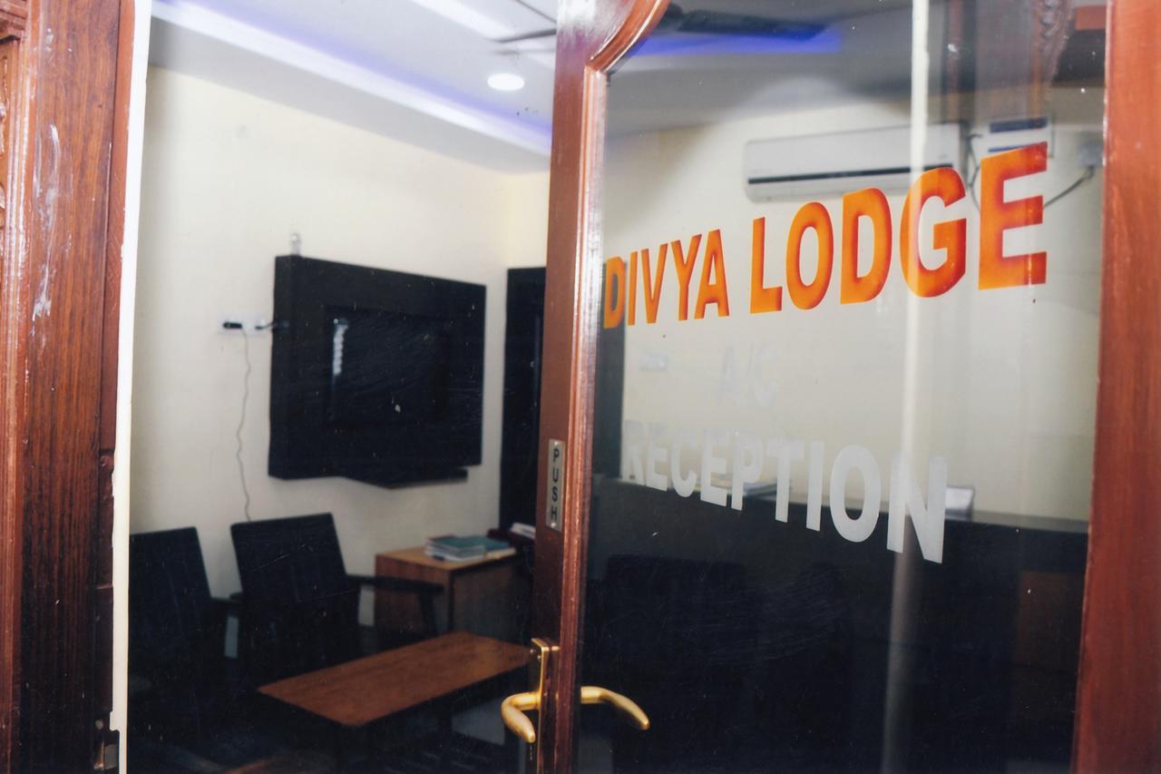 Divya Lodge 海得拉巴 外观 照片