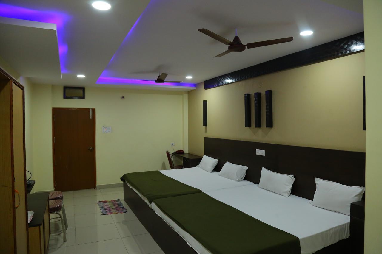 Divya Lodge 海得拉巴 外观 照片