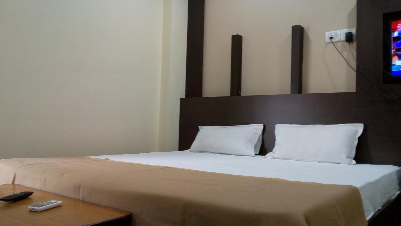 Divya Lodge 海得拉巴 外观 照片